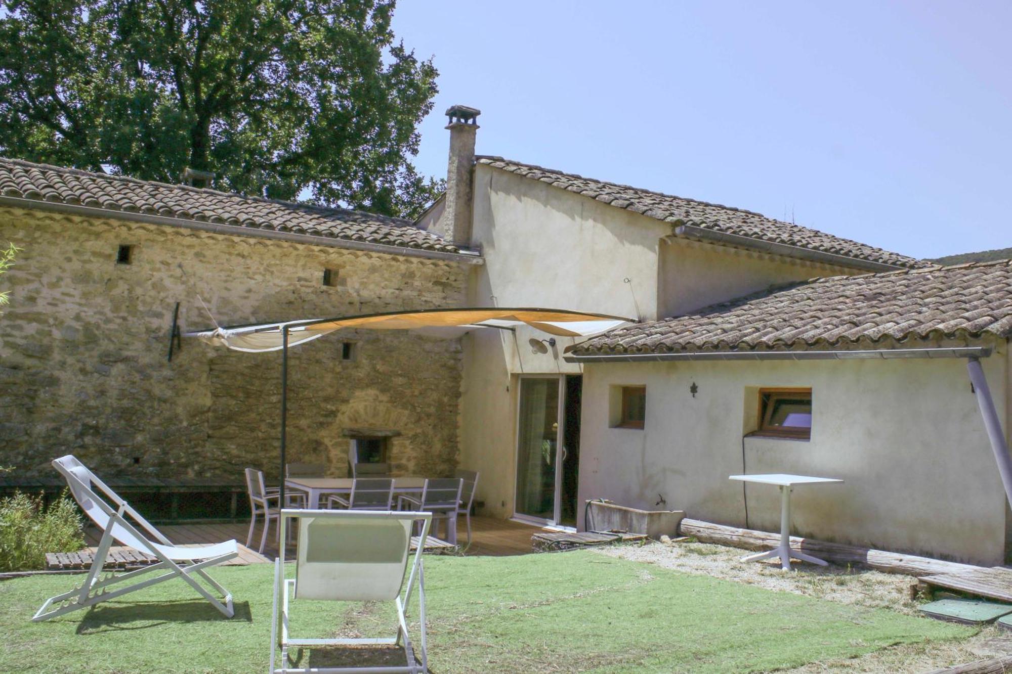 Maison De Vacances, Calme Garanti Saint-Montan Exteriör bild